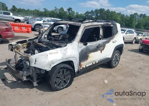 2016 Jeep Renegade Trailhawk z USA, uszkodzony, nr VIN ZACCJBCT9GPD38674